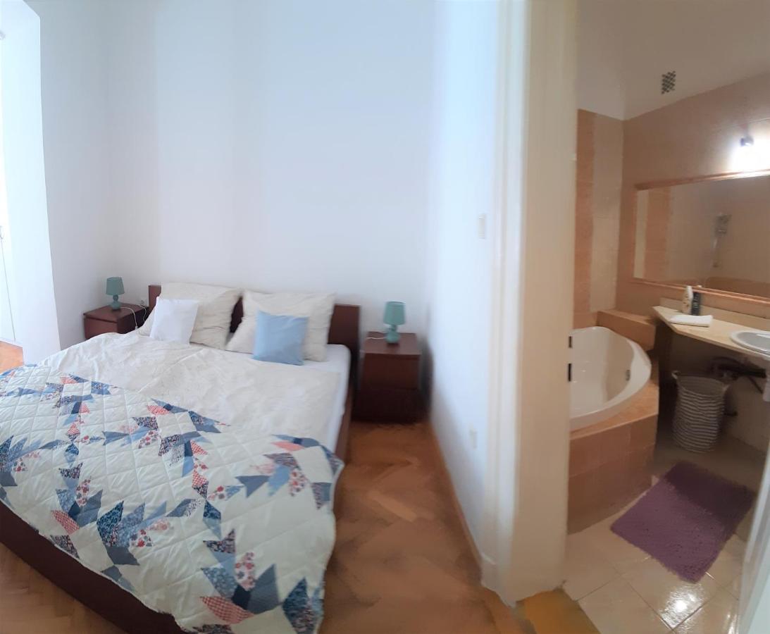 Citypark Classic Downtown Apartment Budapest Luaran gambar
